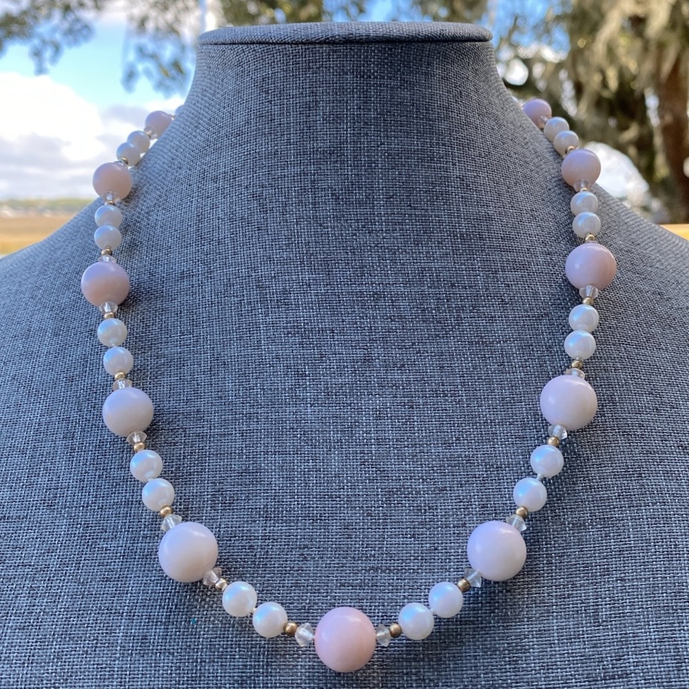 Vintage 12K Gold Filled Pink & White Beaded Necklace 23”